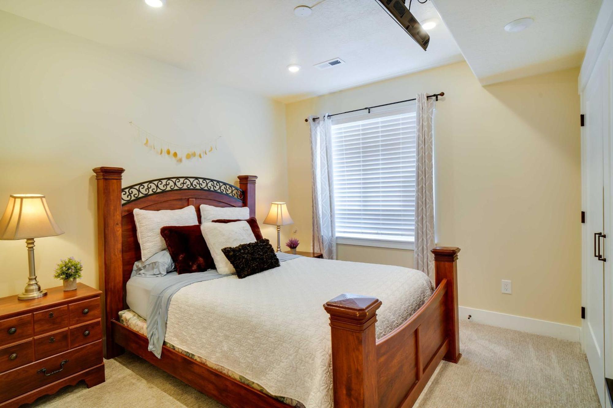 Contemporary Home With Grill Near Utah Lake! Saratoga Springs 외부 사진
